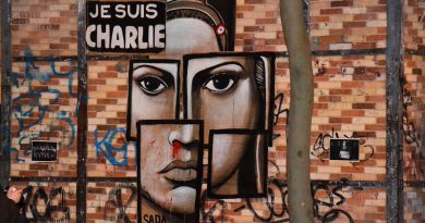 জো সুই শার্লি! আমিই চার্লি হেবডো! Je suis Charlie, boulevard de Charonne, Paris